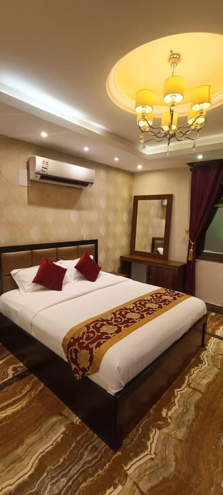 Fndk Vifaa Hotel Fayfa Bilik gambar